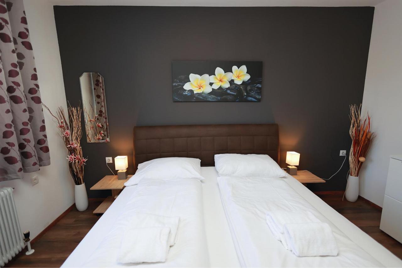 Apartment Mark By Four Seasons Apartments Kaprun Bagian luar foto